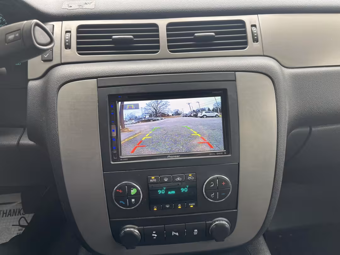 2013 Chevrolet Silverado 1500 - 3GCPKTE77DG291033 - Image #6
